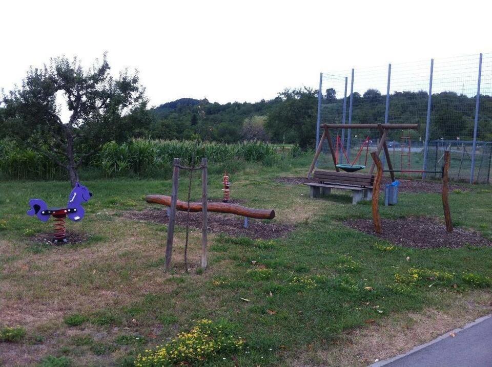Ferienwohnung Holder Dettingen an der Erms Екстериор снимка