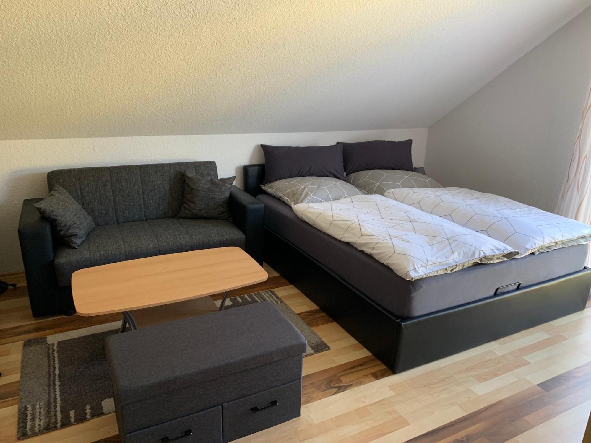 Ferienwohnung Holder Dettingen an der Erms Екстериор снимка