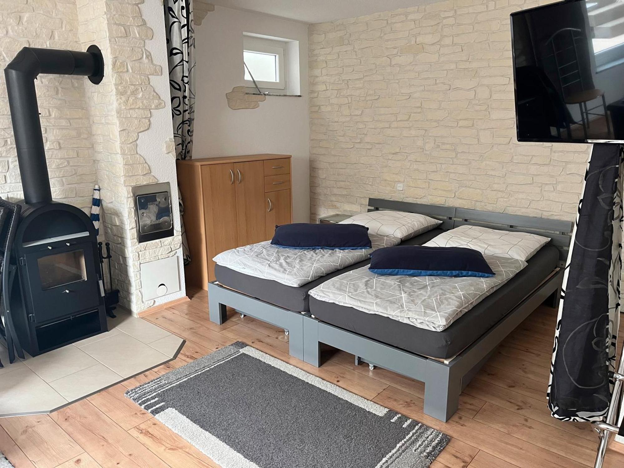 Ferienwohnung Holder Dettingen an der Erms Екстериор снимка